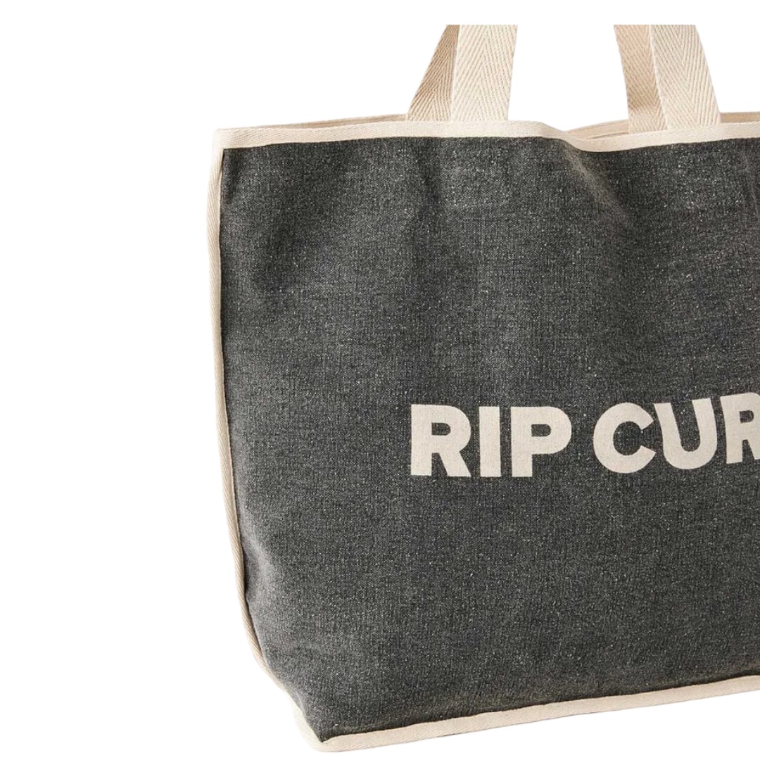 fde74a6e-2db3-4531-b27d-8146d9985bca