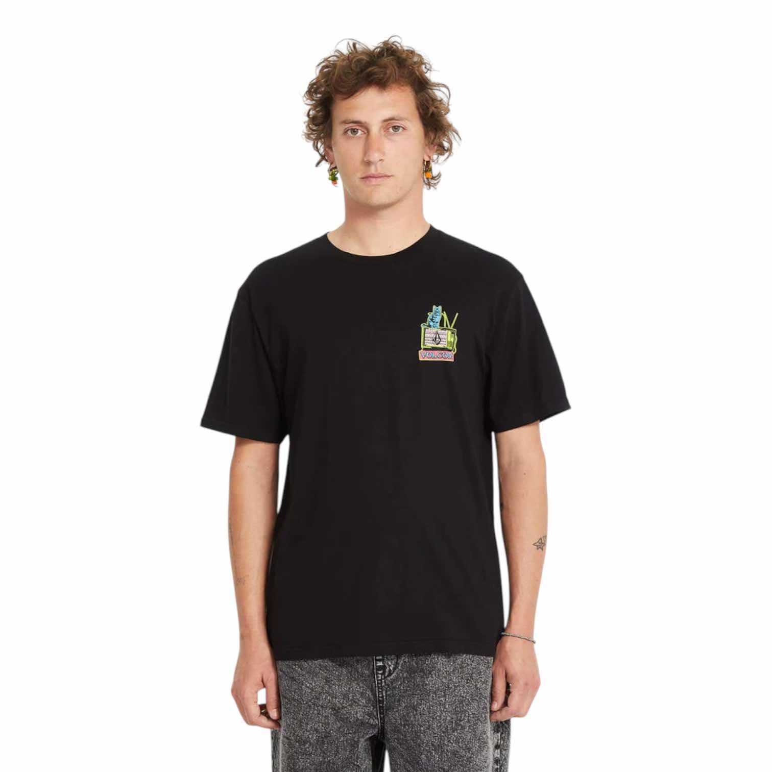 cacc6b86-6aa3-4bcd-85af-80b824608294 volcom_catv_tshirt
