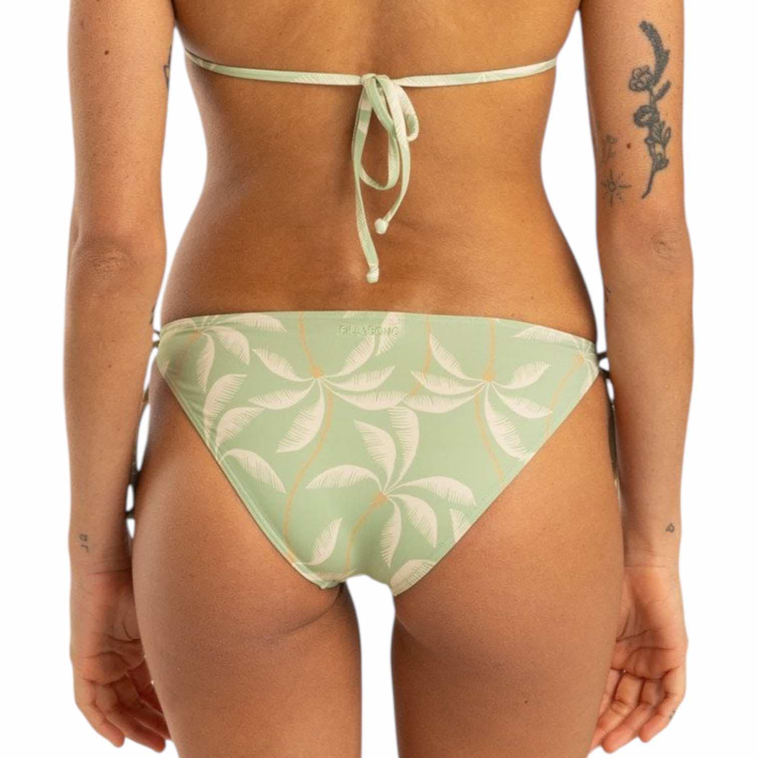 133af5c6-ffe3-48bb-9753-74e4e6011668 billabong_gone_tropic