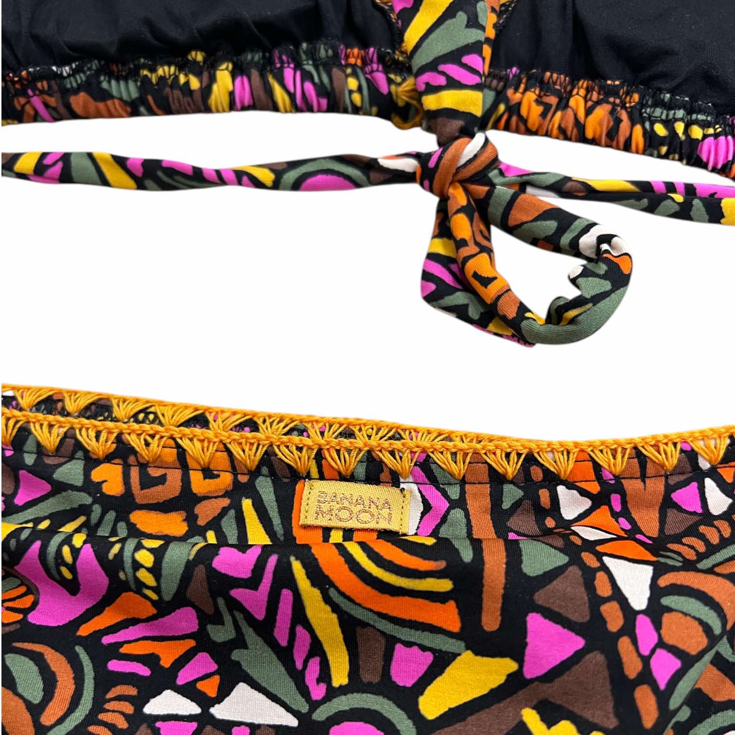 490983063_1592107984788665_5027487657932426892_n banana_moon_nuco_dimka