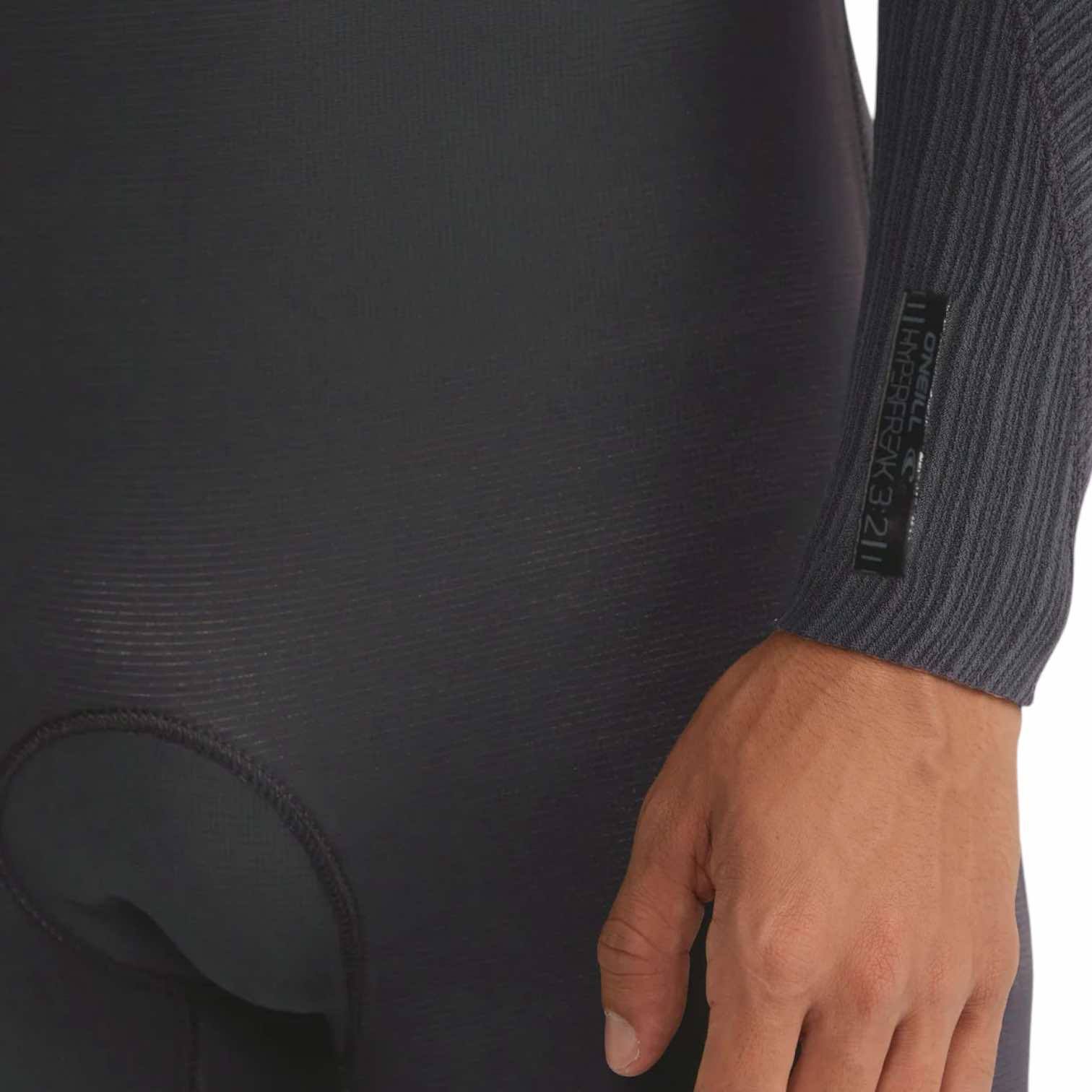 fd4a9222-3b8f-4c05-a557-f8d68d96ee86 o'neill_hyperfreak_com_3/2mm_zipless