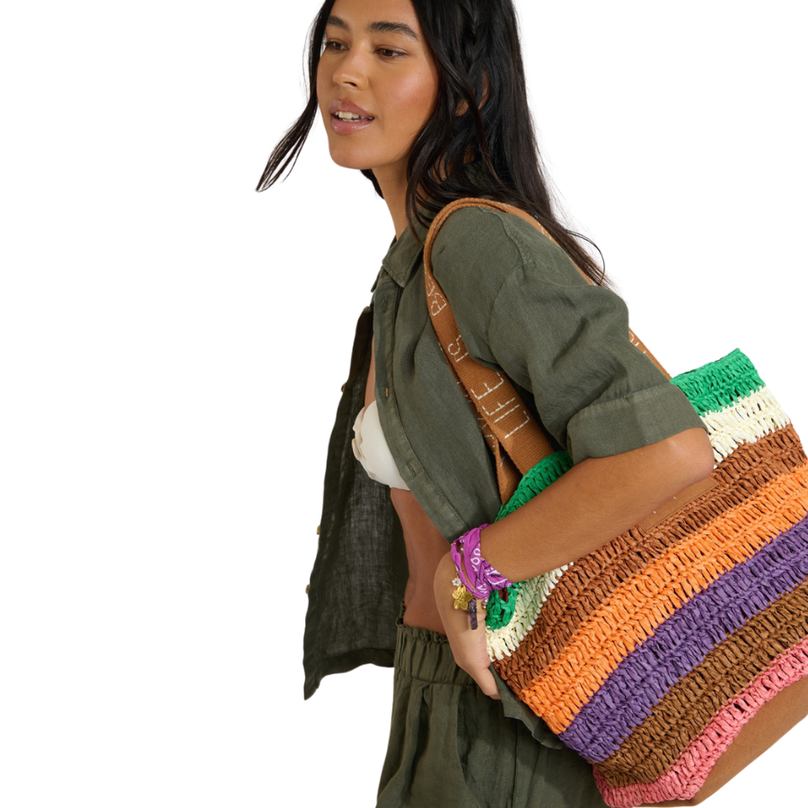 Senza titolo (900 x 900 px) - 2026-04-09T194756.193 banana-moon-achille-mack